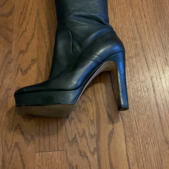Excellent condition, tall black boots. - Picture 2 of 3